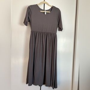 Zenana Outfitters short sleeve knit dress size L.